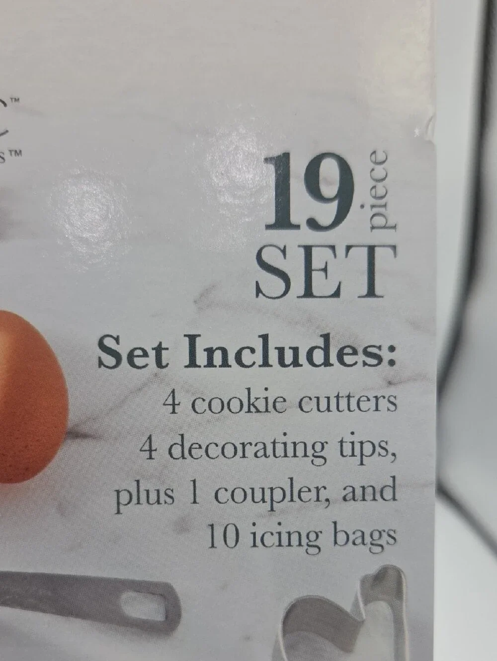 Chicago Metallic Bakware Halloween Cookie Cutters & Decorating Set